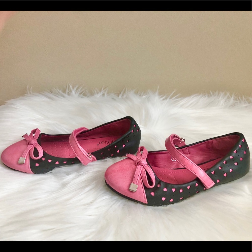 Kelly Kids Heart Shoes Worn Once - Picture 4 of 7